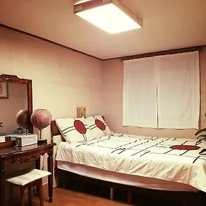 2* Maison d'hôtes Lydia Craft